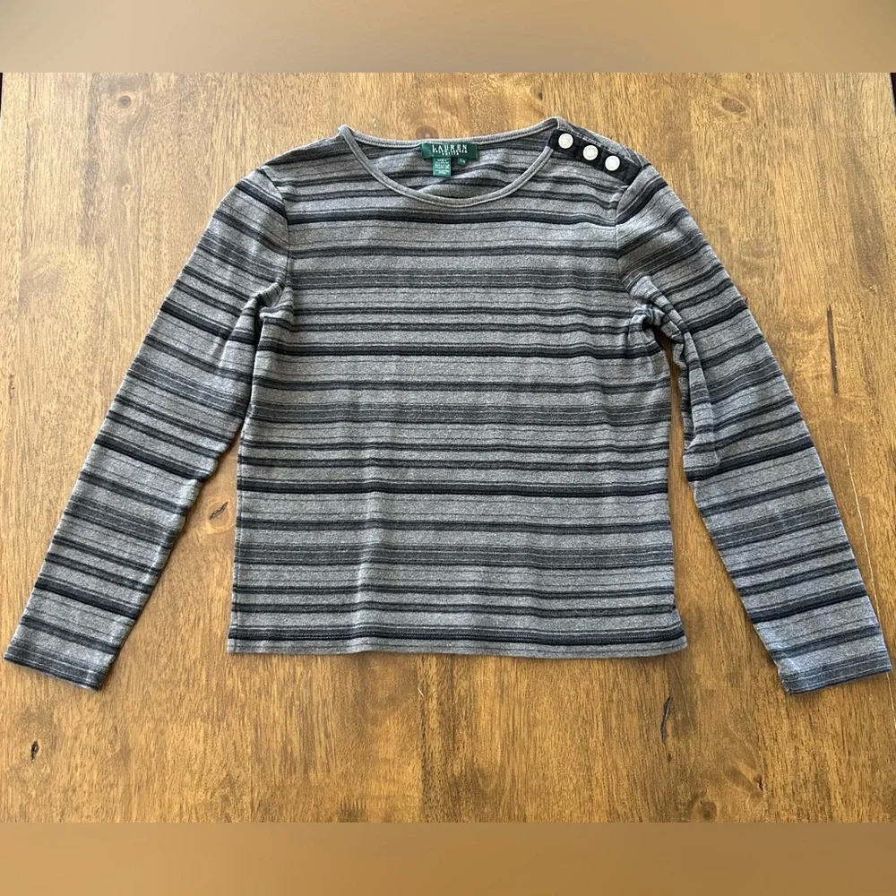 Ralph Lauren 100% Cotton Gray Striped Top (Size P/M) - Picture 3 of 11